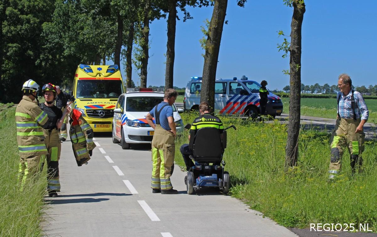 Scootmobiel in sloot Vollenhoverweg