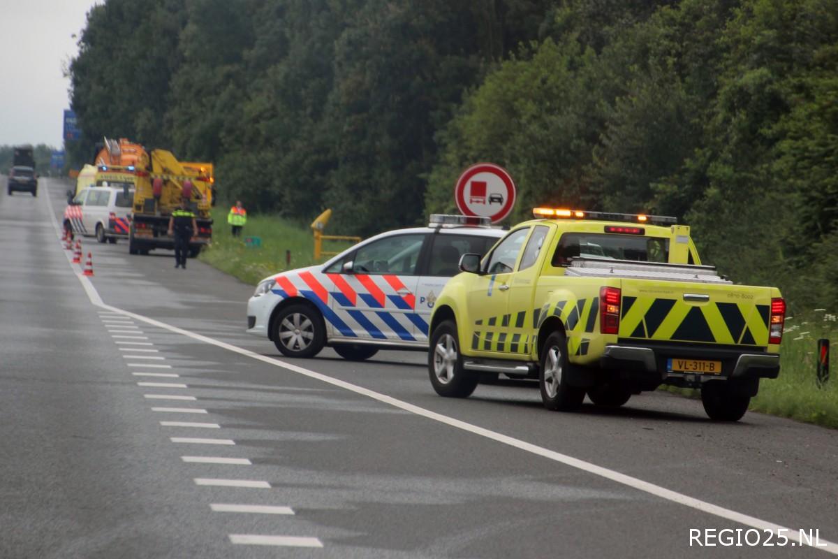 Botsing tussen vrachtwagen en auto