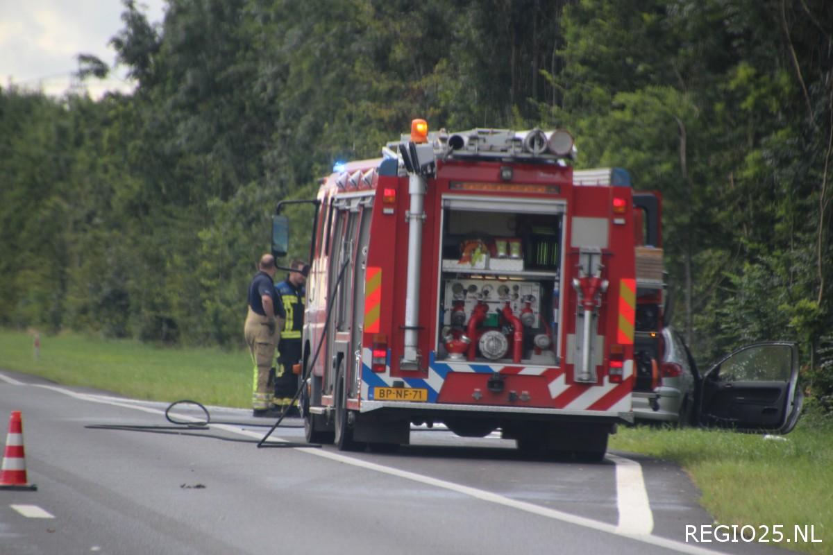 Auto uitgebrand langs de N50