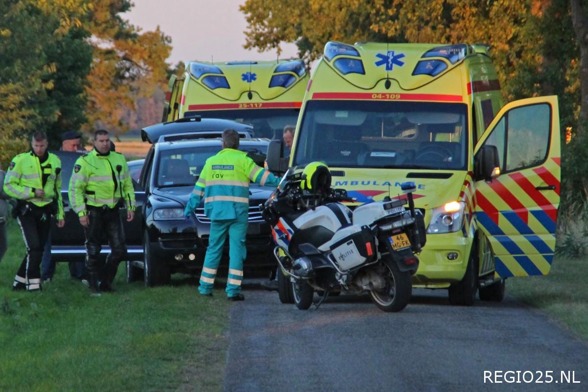 Twee personen door auto aangereden