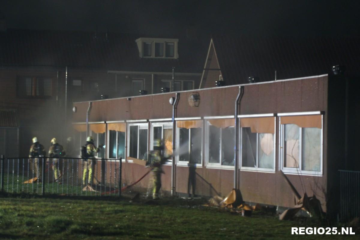 Brand in leegstaand schoolgebouw