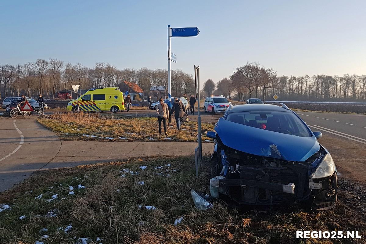 Forse aanrijding op Lemsterweg