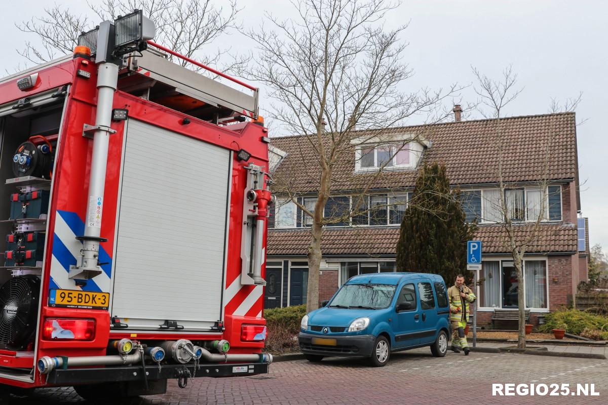 Vogel bevrijd uit ventilatiepijp