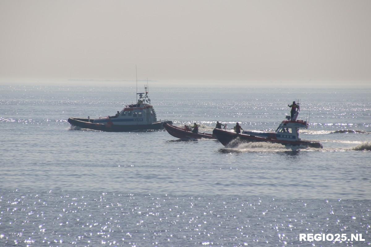 Opvarende onbemande boot gevonden