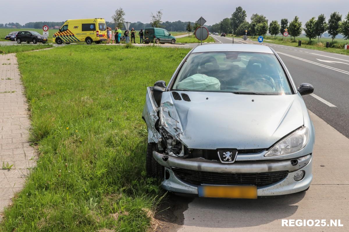 Aanrijding tussen twee auto’s