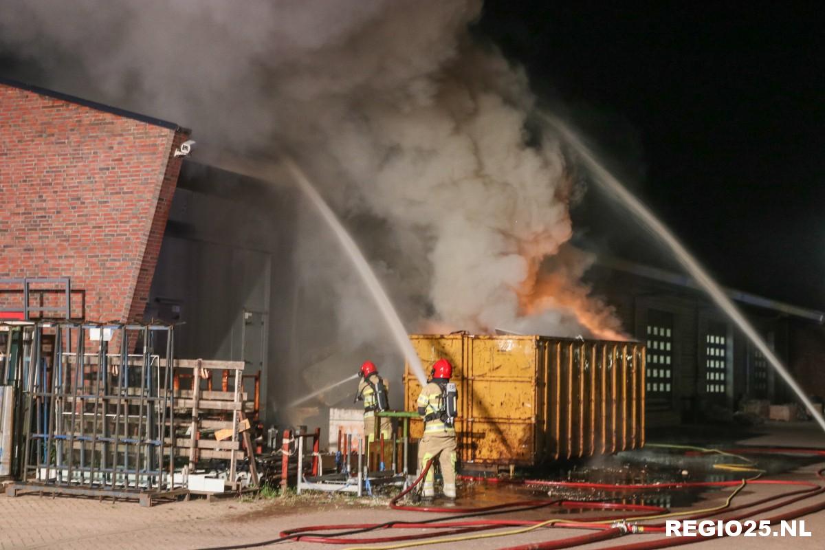 Felle brand bij ABC Arkenbouw