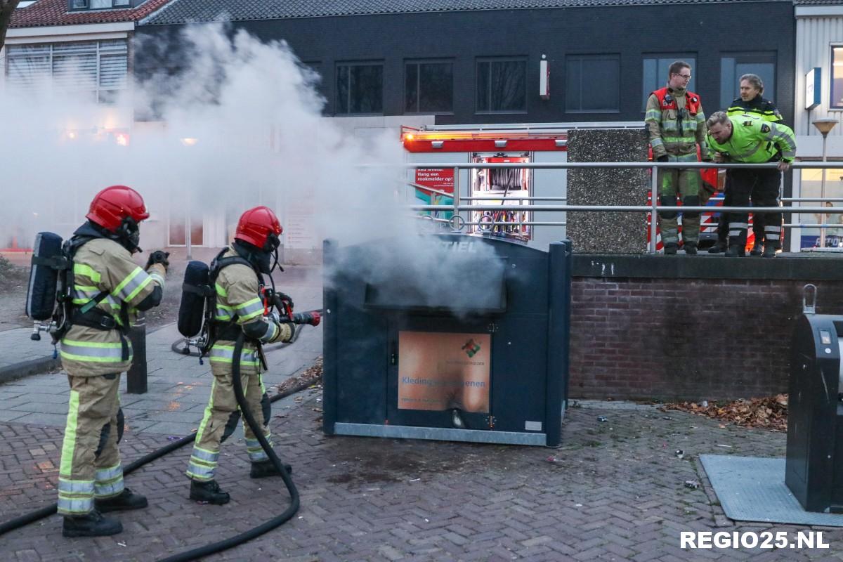 Brand gesticht in textielcontainer