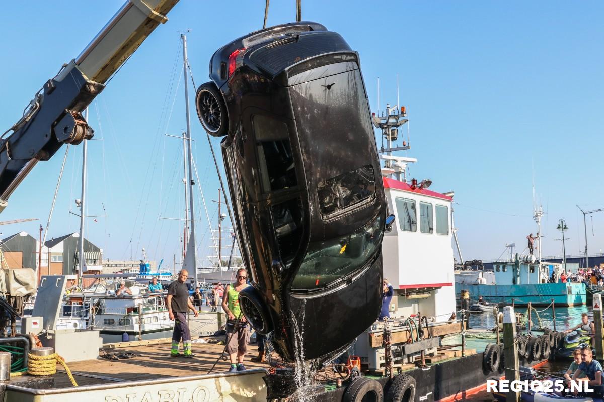 Volkswagen neemt duik in haven