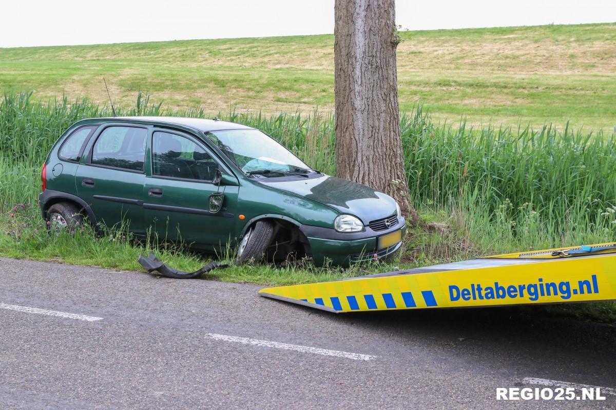 Man gewond bij éénzijdig ongeluk