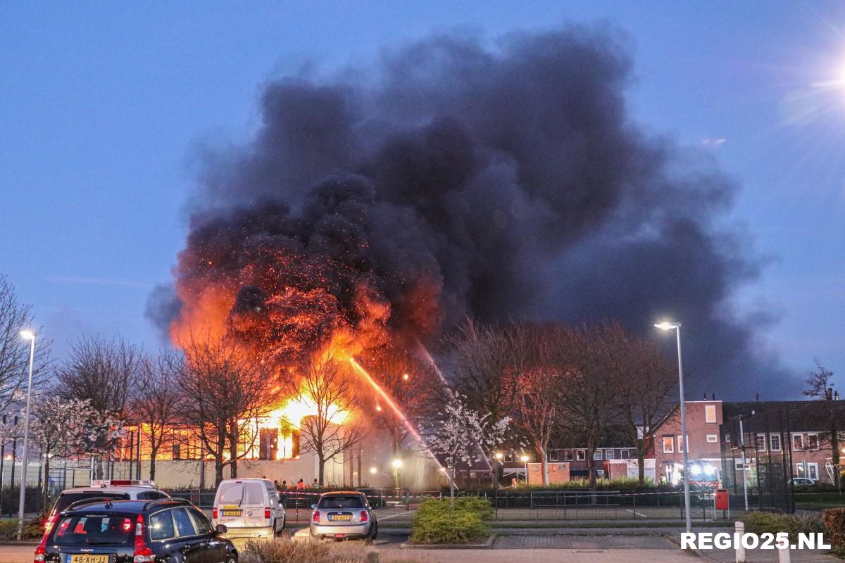 Grote brand in basisschool Lelystad