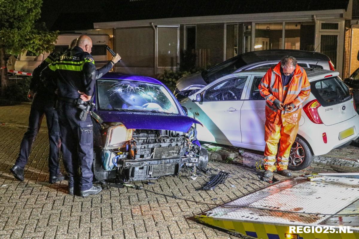 Ravage na aanrijding met vijf auto’s