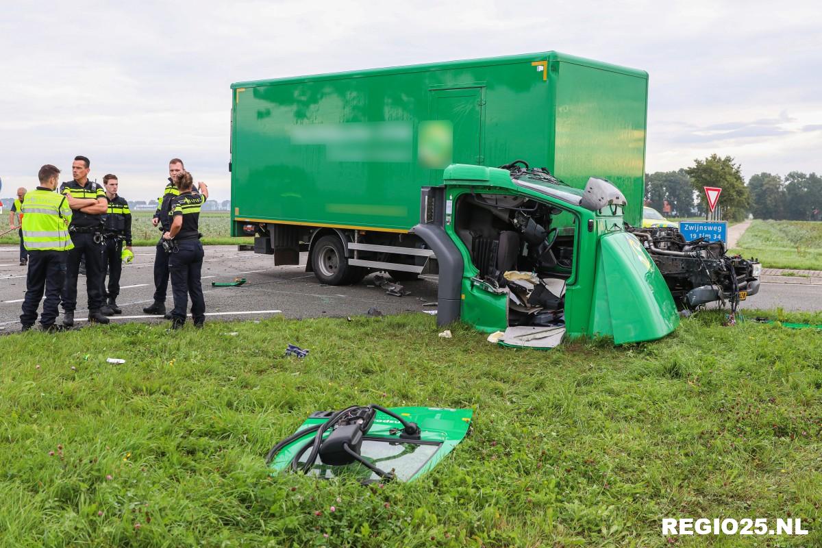 Gewonde bij botsing tussen twee vrachtwagens