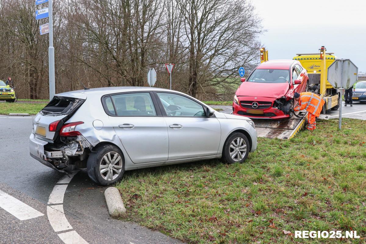 Muntweg even afgesloten na aanrijding