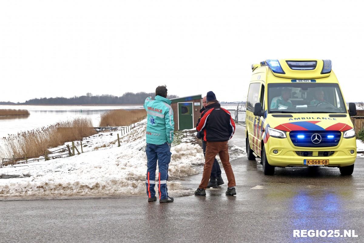 Zoekactie naar ‘auto te water’ bij Vogeleiland