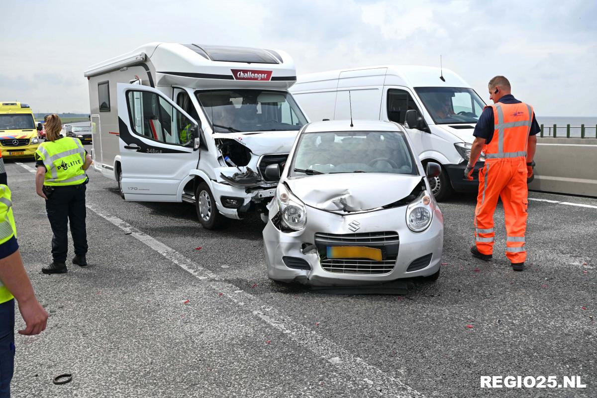 Veel schade bij aanrijding op Ketelbrug