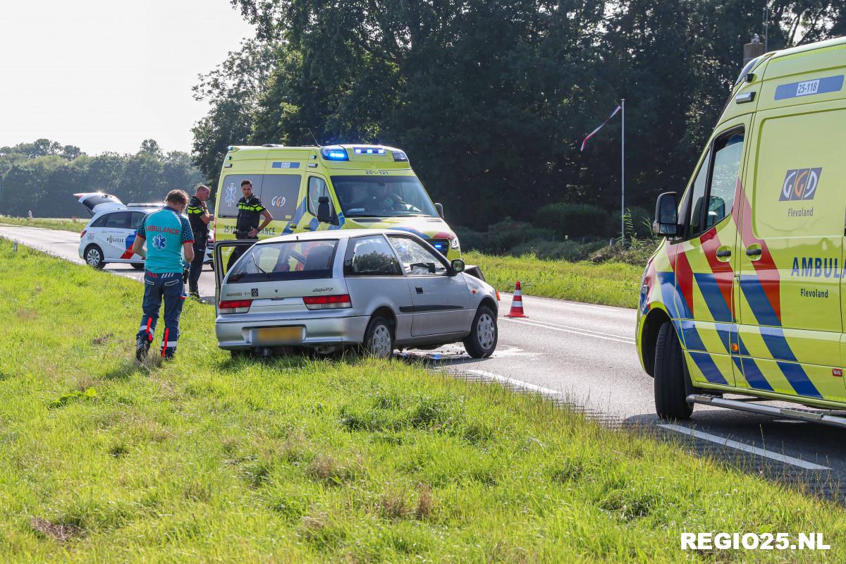 Twee gewonden bij aanrijding Urkerweg