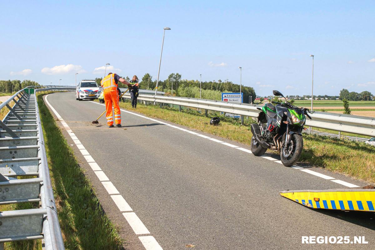 Motorrijder gewond na val op toerit N50