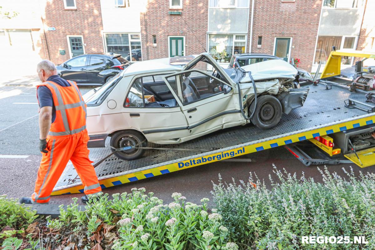 Gewonde en veel schade bij aanrijding