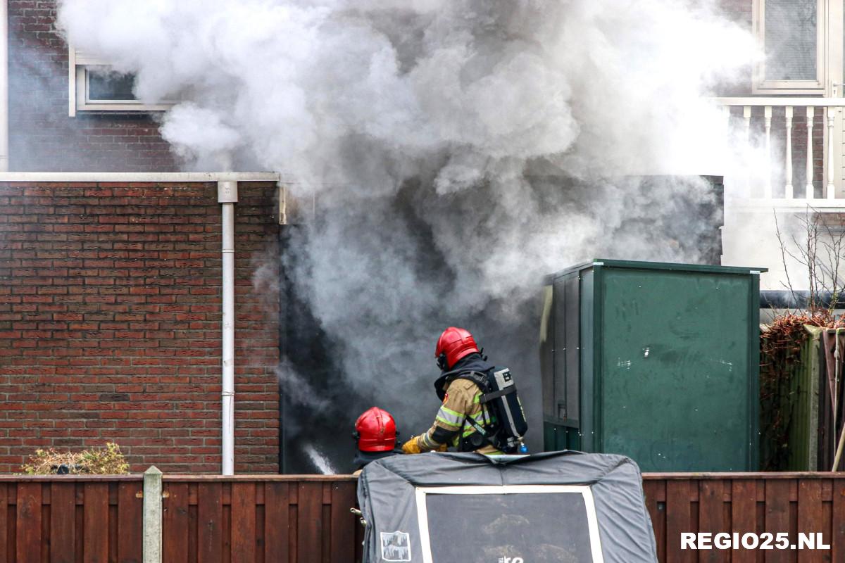 Grote brand in woning aan De Giek