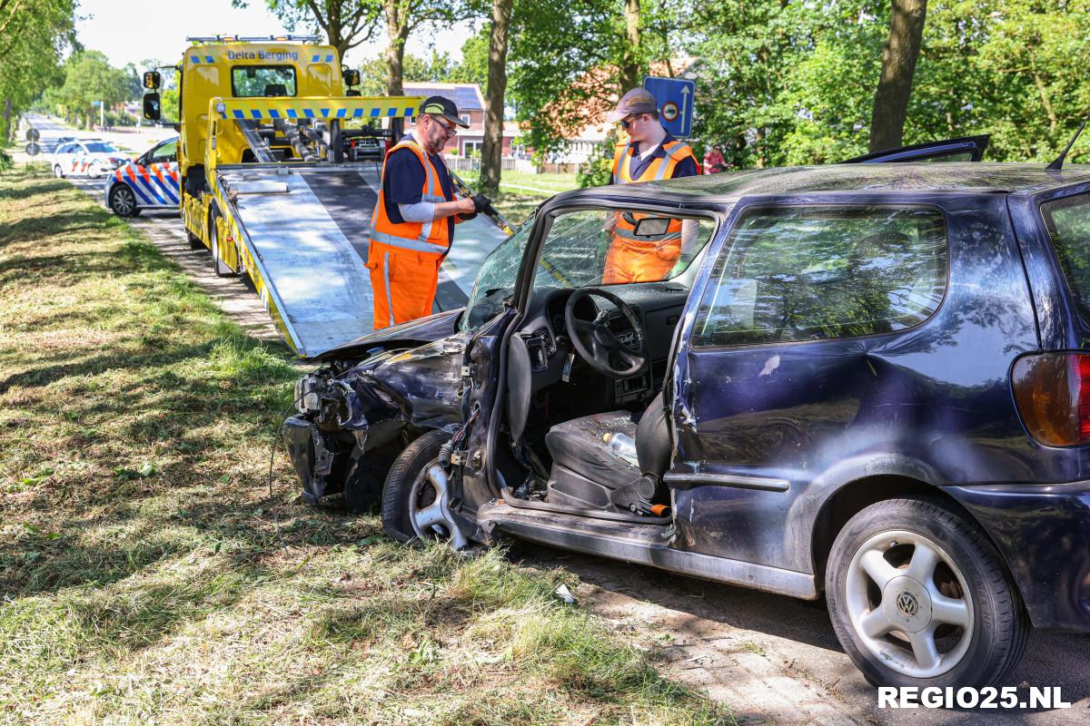 Automobilist gewond na botsing met trekker