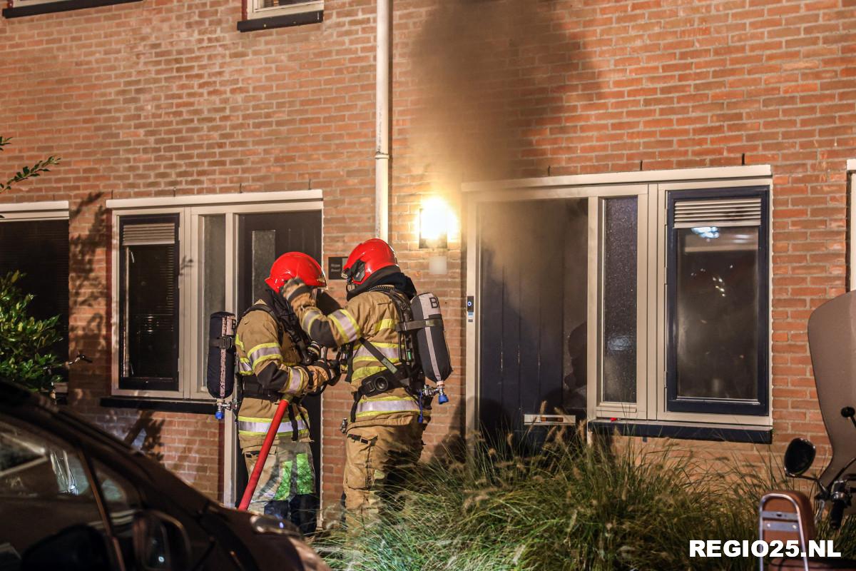 Veel rook bij keukenbrand