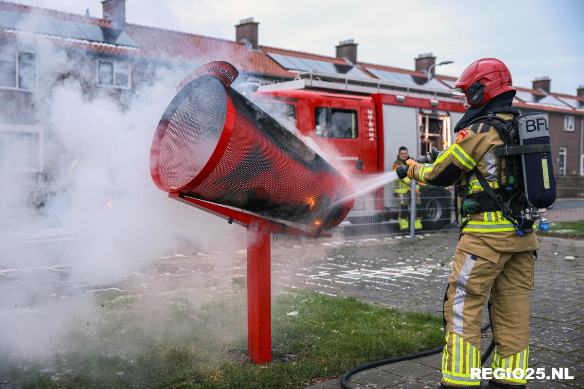 Blikvanger in brand gestoken