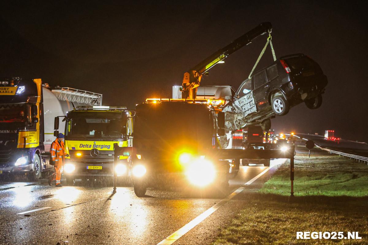 A6 naar Lemmer afgesloten na aanrijding