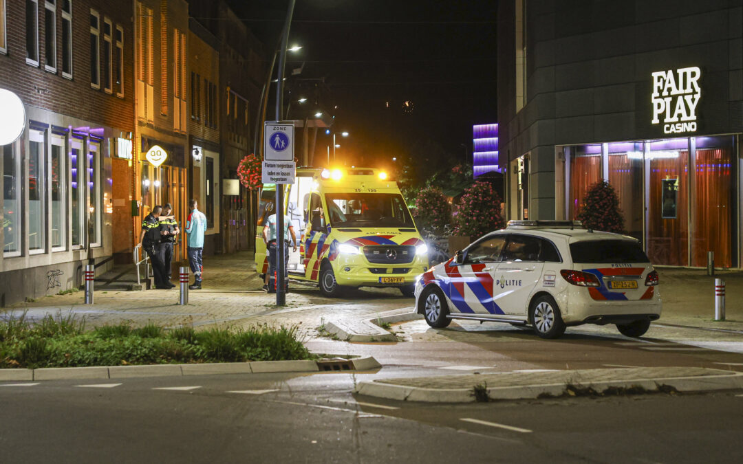 Jongeman gewond bij gewelddadige overval