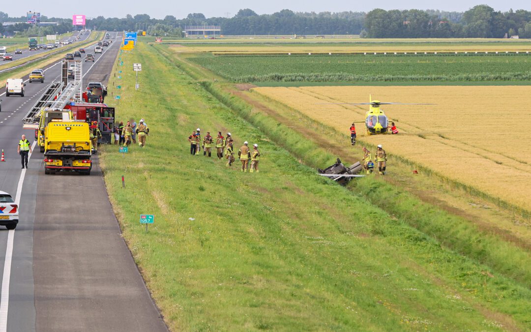 Traumahelikopter ingezet bij ongeval op A6