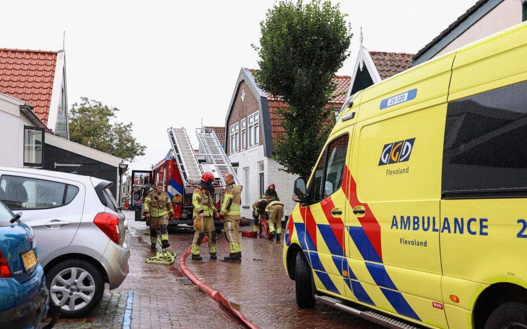 Huis in oude dorp onbewoonbaar na brand