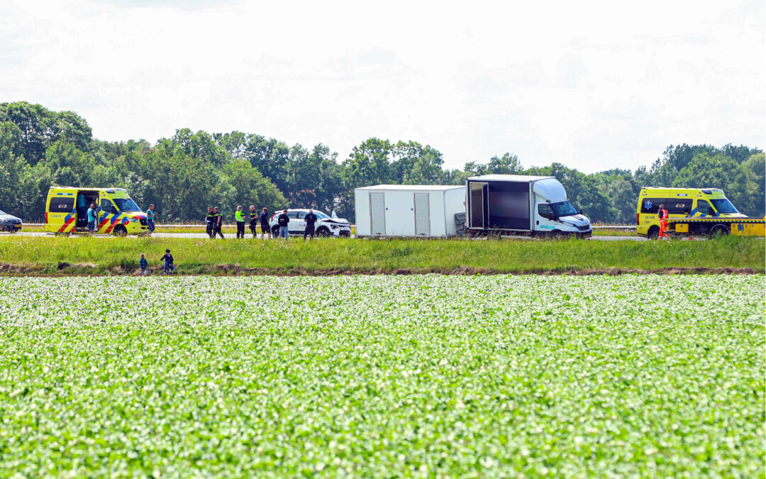 Aanrijding bij pechgeval op de A6