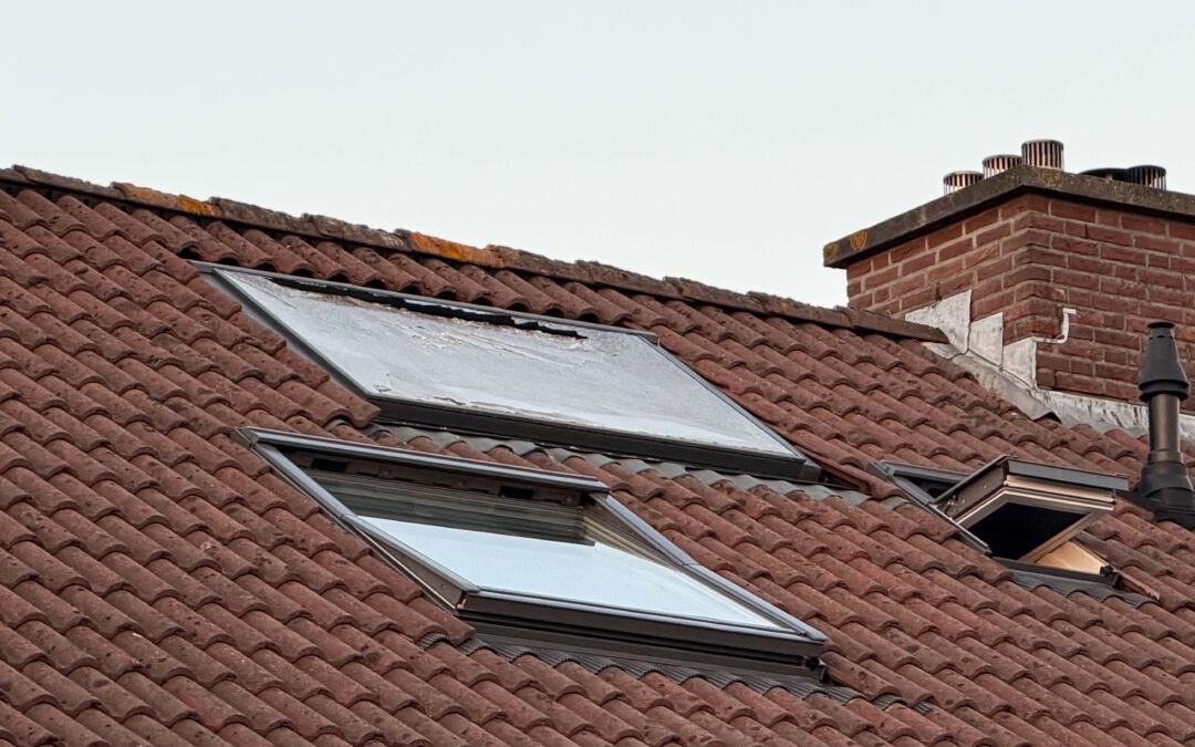 Brandweer in actie voor geknapte zonnecollector